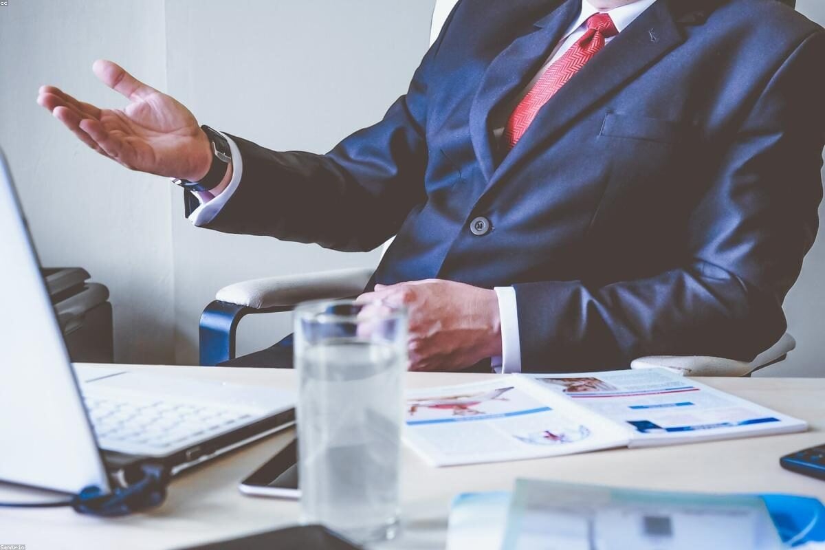 Por que investir em porta-vozes fortalece sua marca B2B no LinkedIn