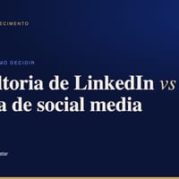 Capa editorial: consultoria de LinkedIn vs agência de social media, por Digitale