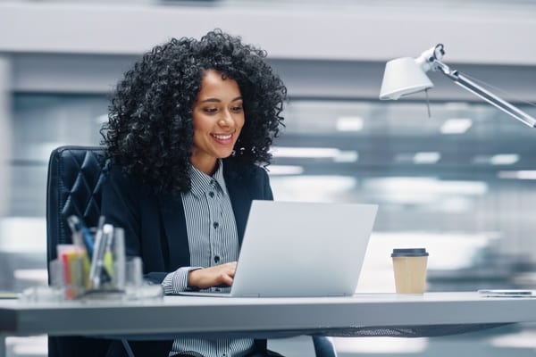 5 dicas do LinkedIn para criar posts que engajam